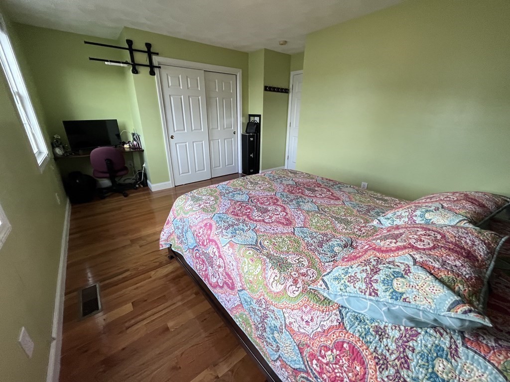 117 Manchester Street, Unit B Lowell, MA 01852 - Photo 14 of 35