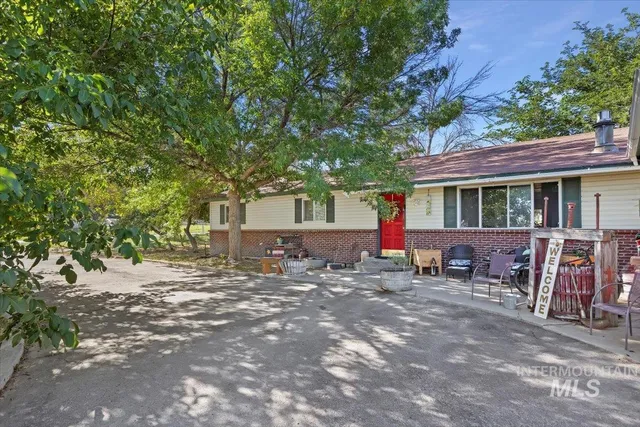 $389,000 | 3099 East 3400 North, Twin Falls, ID 83301