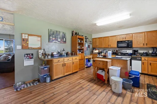 $389,000 | 3099 East 3400 North, Twin Falls, ID 83301