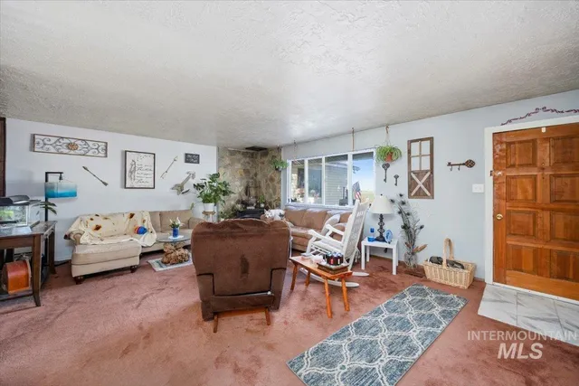 $389,000 | 3099 East 3400 North, Twin Falls, ID 83301