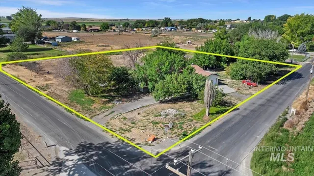 $389,000 | 3099 East 3400 North, Twin Falls, ID 83301