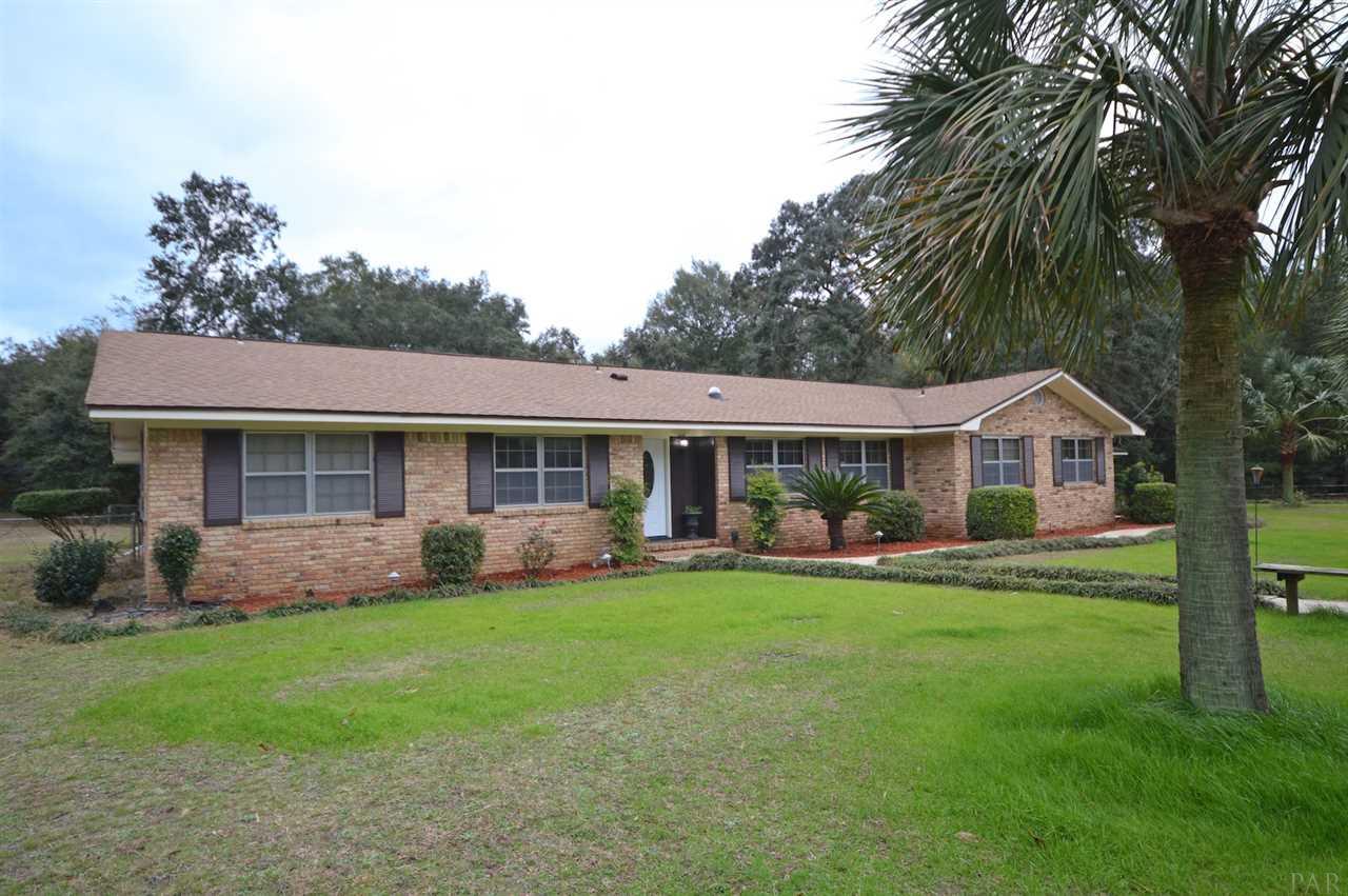 5752 Northrop Road Milton, FL 32570 - Photo 1 of 49 Gallery Image 1
