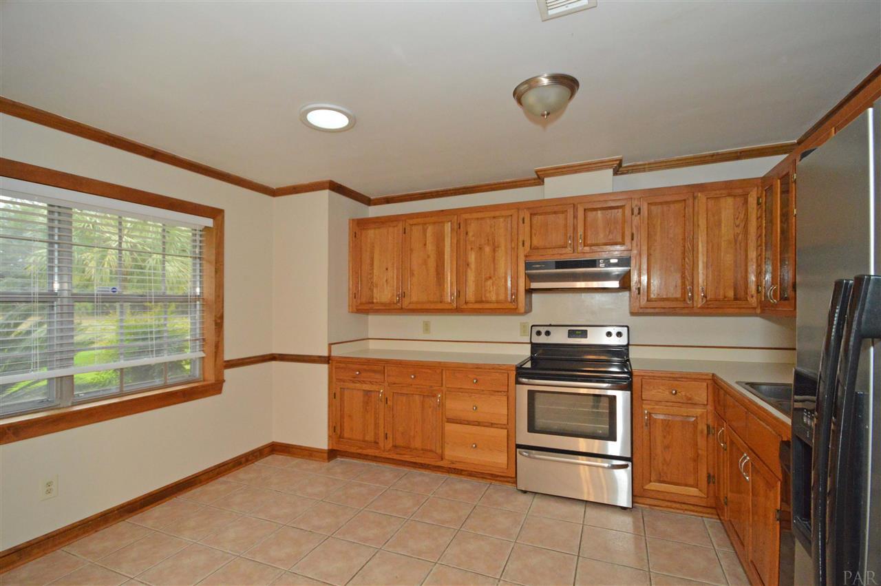 5752 Northrop Road Milton, FL 32570 - Photo 12 of 49 Gallery Image 12