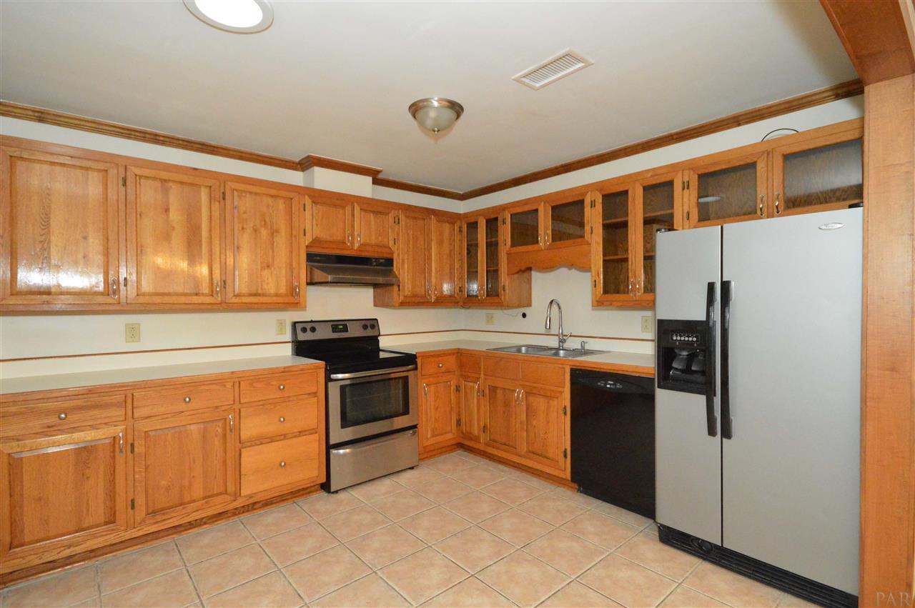5752 Northrop Road Milton, FL 32570 - Photo 13 of 49 Gallery Image 13