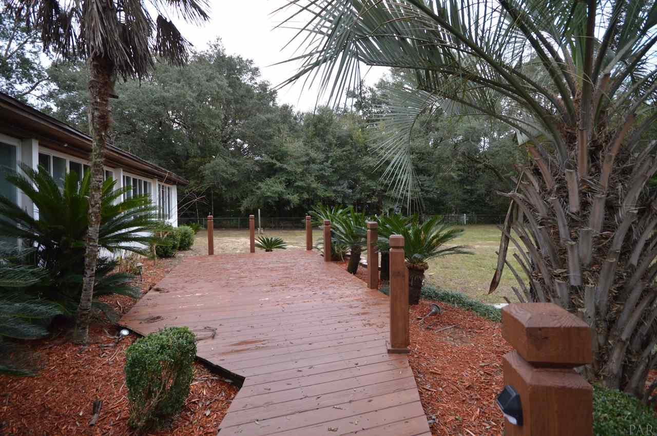 5752 Northrop Road Milton, FL 32570 - Photo 38 of 49 Gallery Image 38