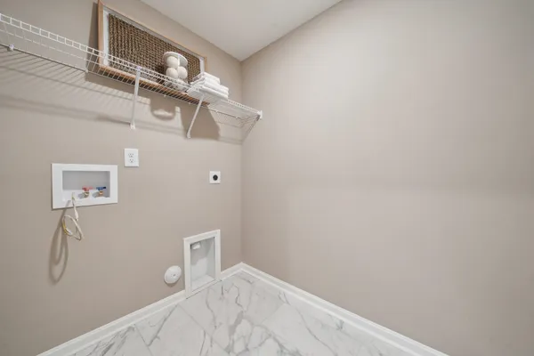 $455,790 | 549 Summercrest Avenue, Waynesboro, VA 22980