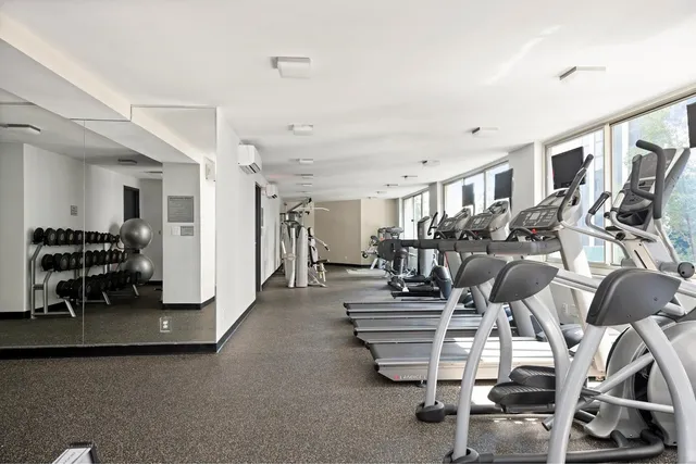 $4,000 | 333 East 45th Street, Unit 31C | Midtown East