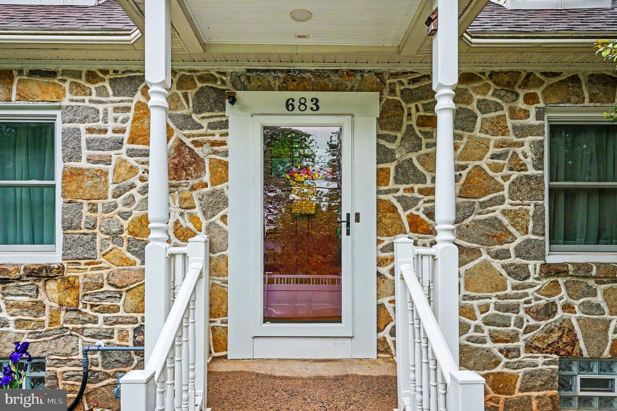 683 Ridge Road Spring City, PA 19475 - Photo 6 of 34