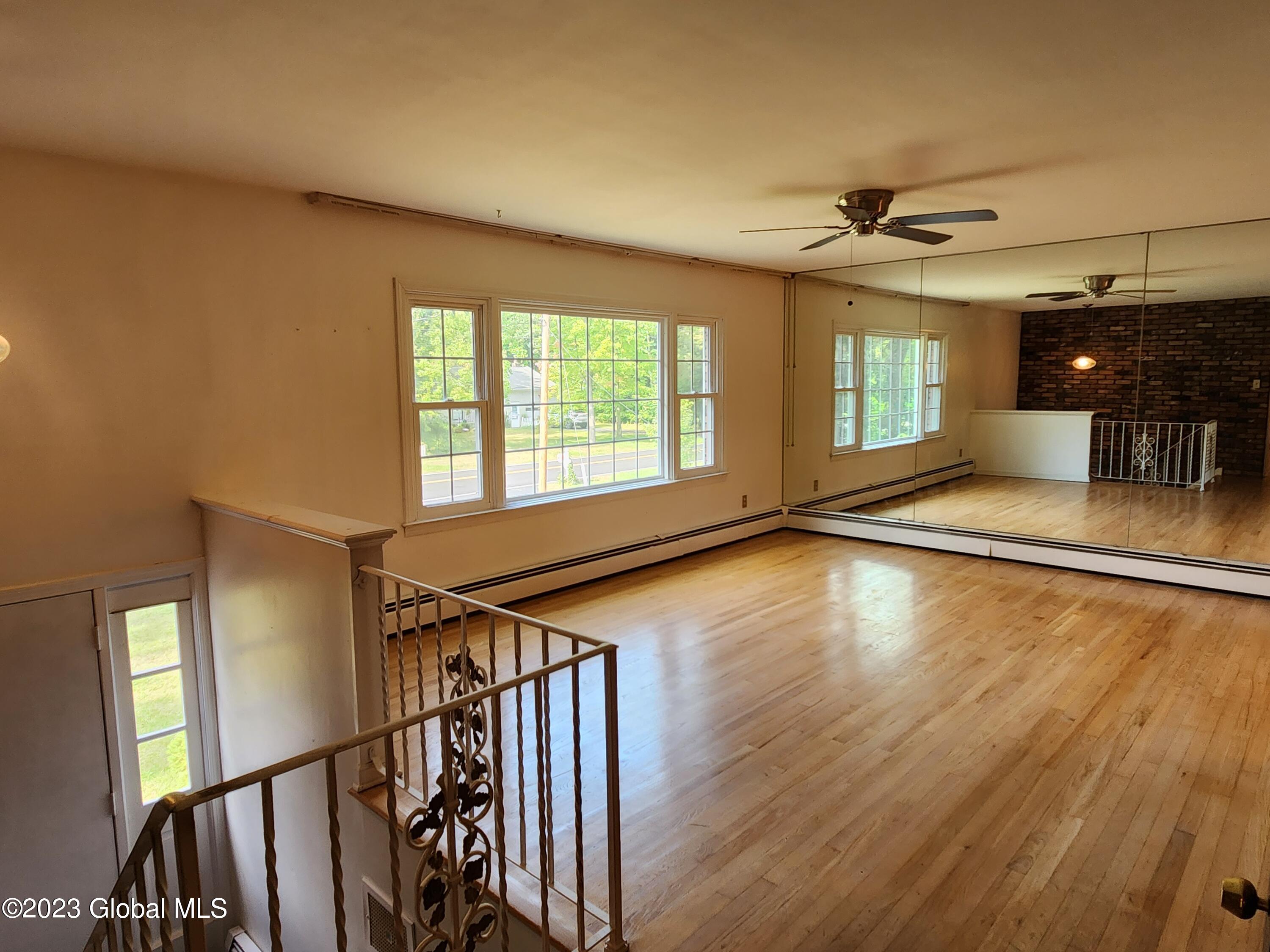 3132 Lone Pine Road Schenectady, NY 12303 - Photo 8 of 34 20230926_144431