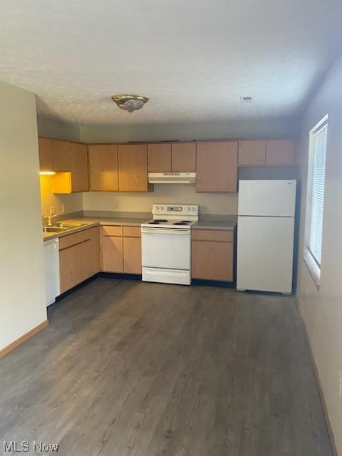1898 Springfield Lake Boulevard, Unit 102 Akron, OH 44312 - Photo 2 of 3