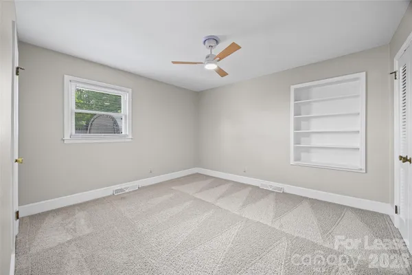 $2,300 | 4827 Harcourt Lane, Charlotte, NC 28212