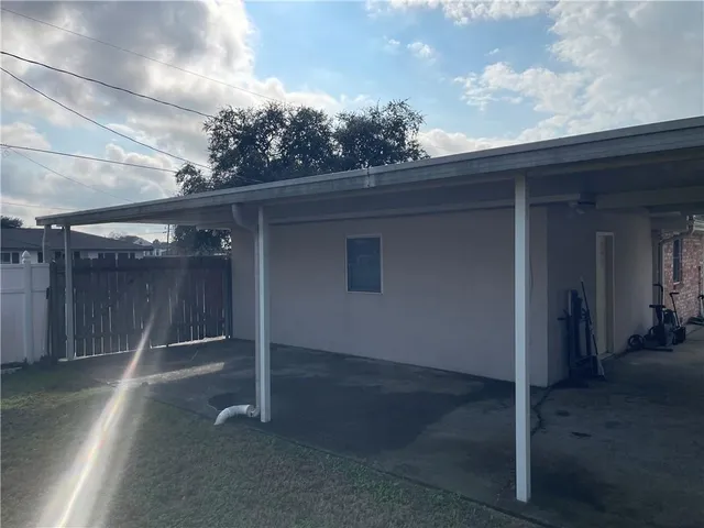 $291,900 | 3504 Volpe Drive, Chalmette, LA 70043