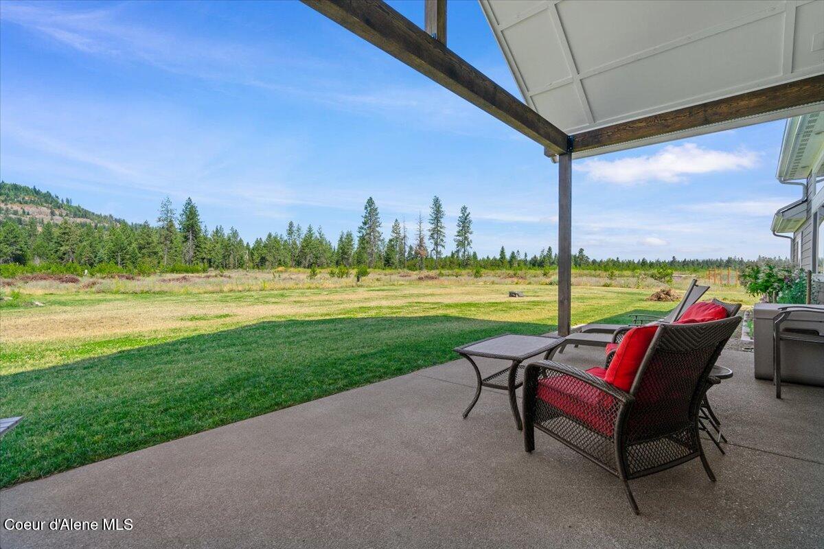 457 West Kinnerly Court Rathdrum, ID 83858 - Photo 36 of 51 Back patio