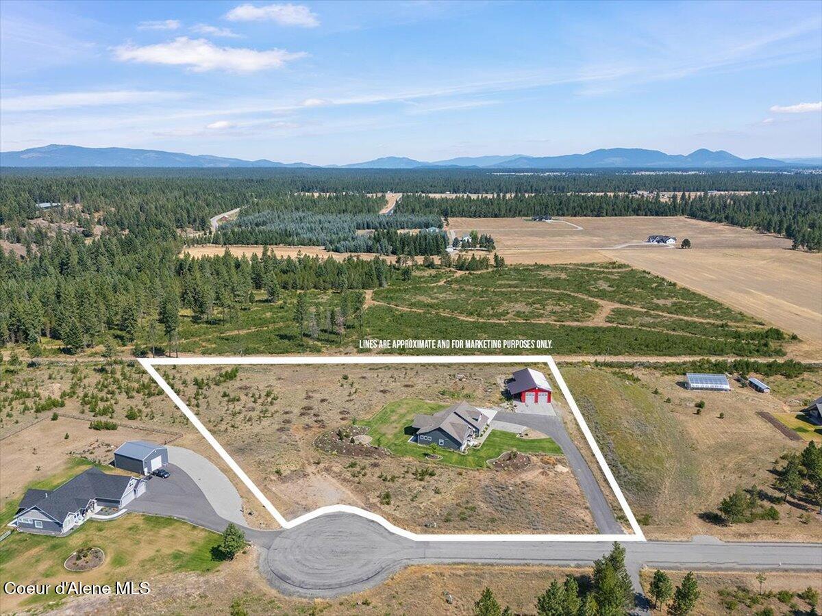 457 West Kinnerly Court Rathdrum, ID 83858 - Photo 49 of 51 Aerial front of home