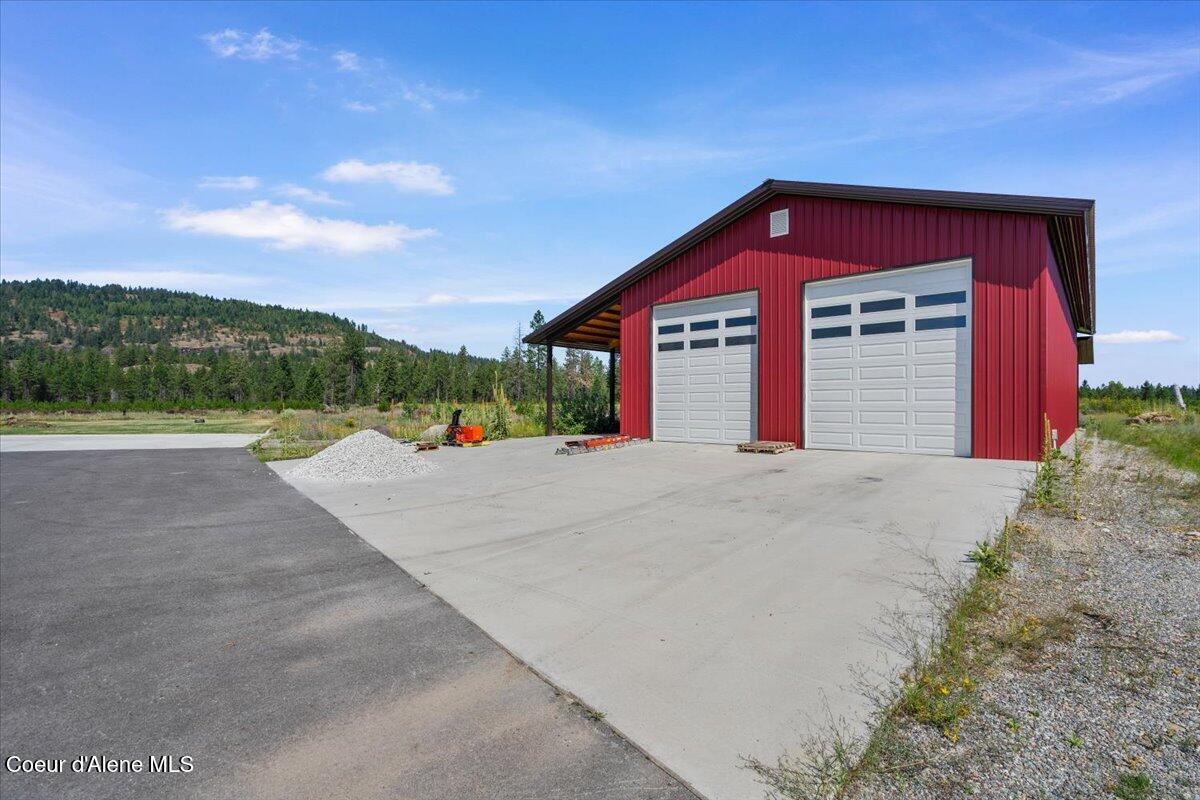 457 West Kinnerly Court Rathdrum, ID 83858 - Photo 7 of 51 Shop