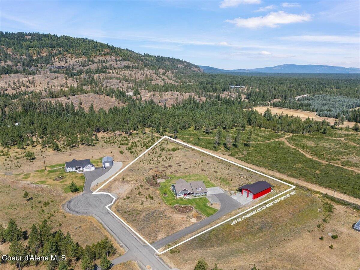 457 West Kinnerly Court Rathdrum, ID 83858 - Photo 8 of 51 Aerial front of home