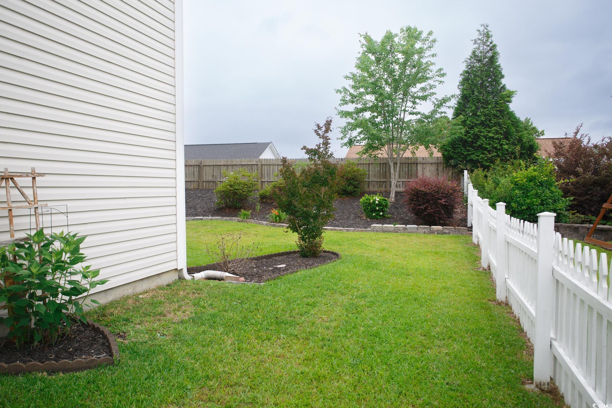 112 Molinia Drive Murrells Inlet, SC 29576 - Photo 37 of 40 View of yard