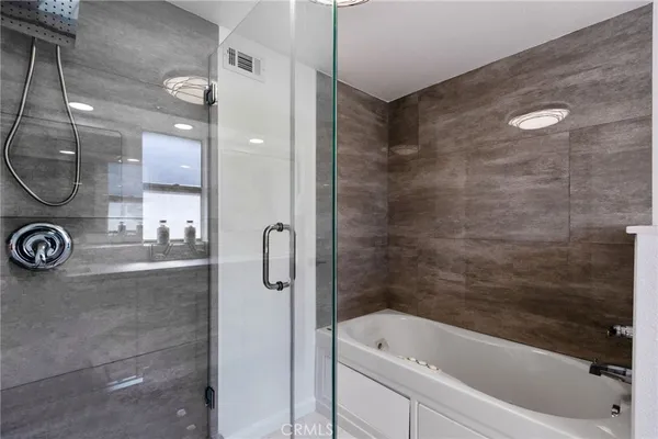 $710,000 | 1619 West 242nd Place, Unit F, Harbor City, CA 90710