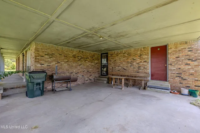 $125,000 | 713 West Street, Coldwater, MS 38618