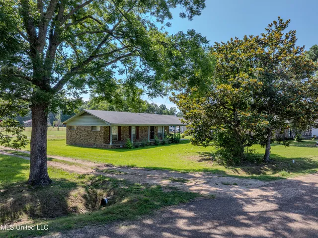 $125,000 | 713 West Street, Coldwater, MS 38618