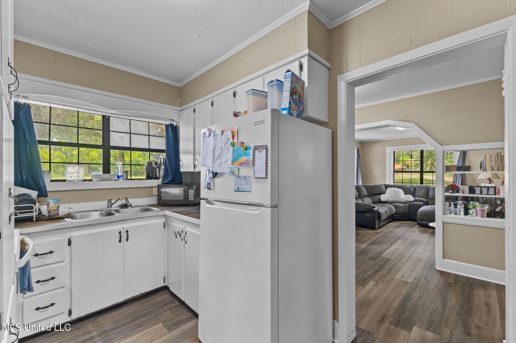 103 East Street Purvis, MS 39475 - Photo 5 of 16 103_East_St-5