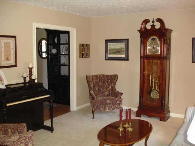 3954 Antrim Road Columbus, OH 43221 - Photo 2 of 5 Gallery Image 2