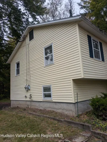 a view of a white house