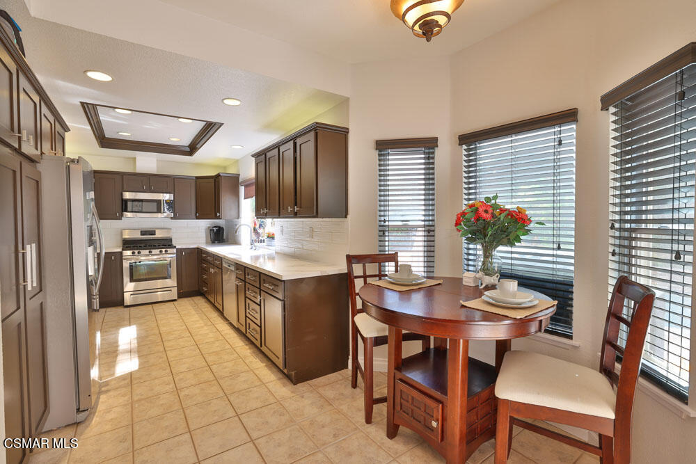 13620 Chesterfield Drive Moorpark, CA 93021 - Photo 22 of 52 8I6A2621