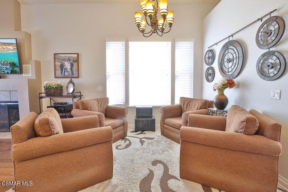 13620 Chesterfield Drive Moorpark, CA 93021 - Photo 8 of 52 8I6A2600 copy