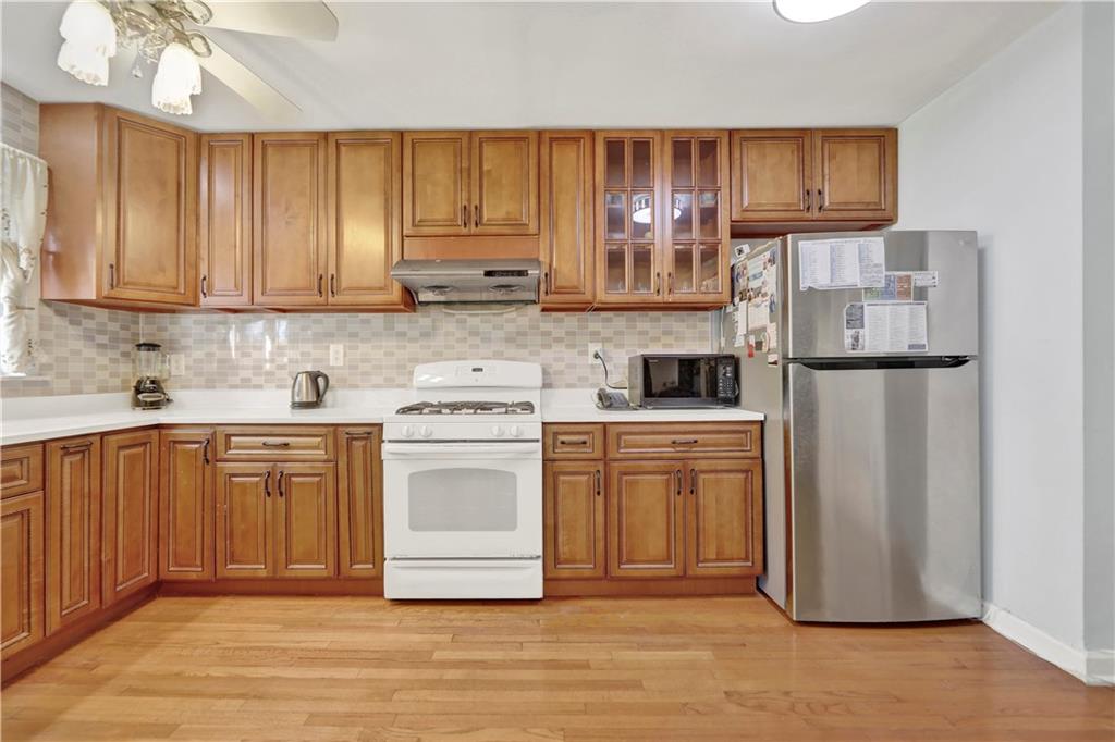 2349 Stuart Street Brooklyn, NY 11229 - Photo 11 of 31