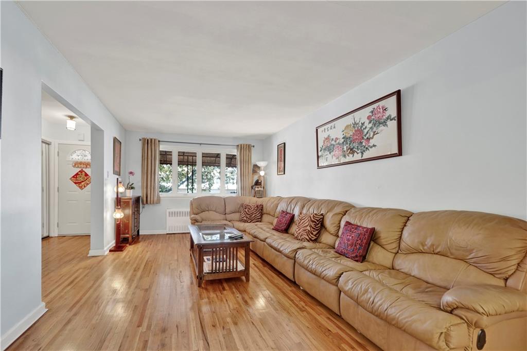 2349 Stuart Street Brooklyn, NY 11229 - Photo 6 of 31