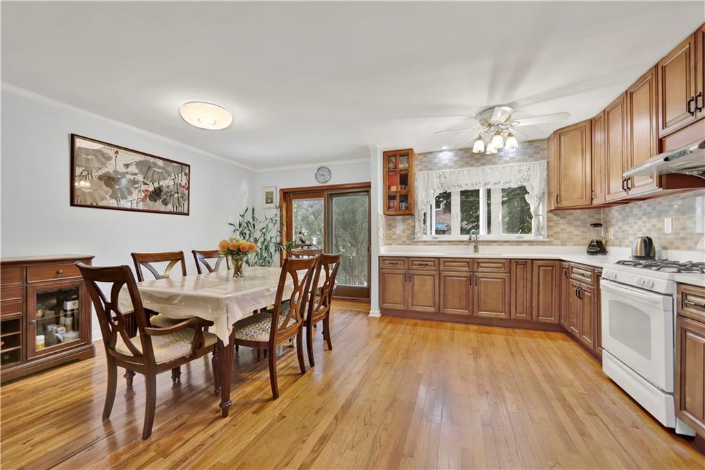 2349 Stuart Street Brooklyn, NY 11229 - Photo 7 of 31