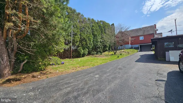 $309,000 | 65 Hess Avenue, Hellertown, PA 18055