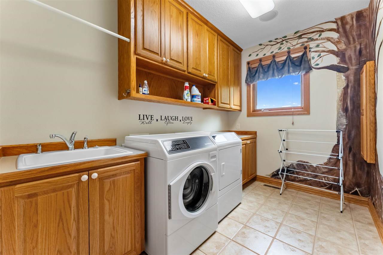 1402 Ridgeview Court Washington, IA 52353 - Photo 25 of 54 Gallery Image 25