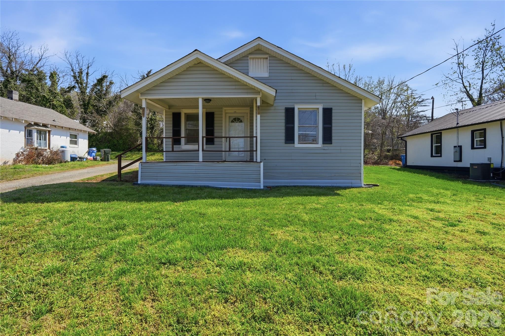 346 North Cleghorn Street Rutherfordton, NC 28139 - Photo 1 of 22