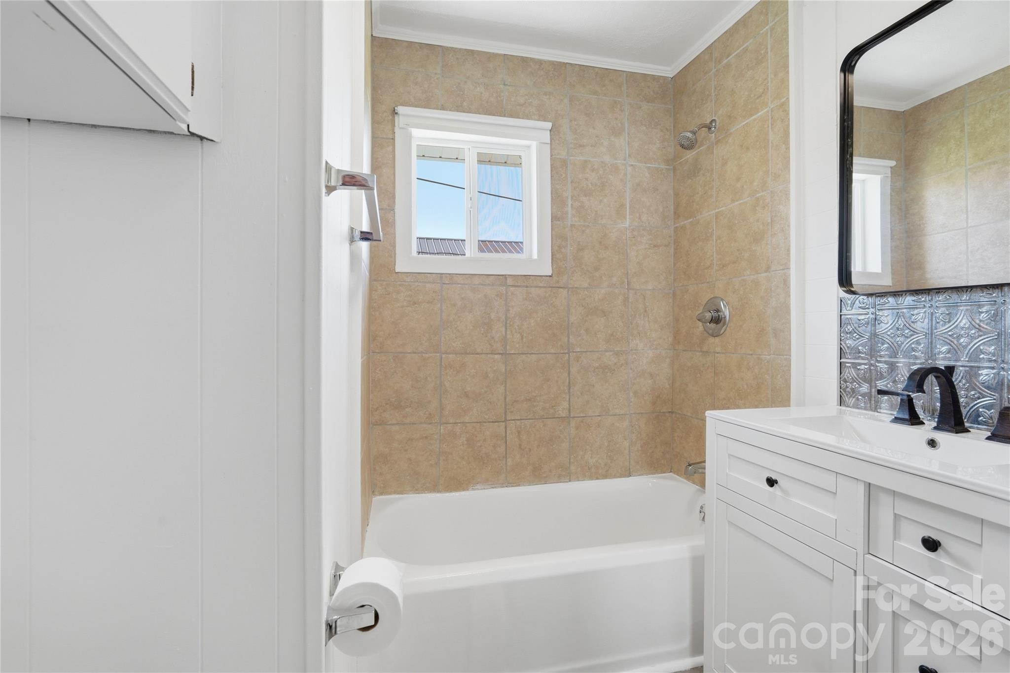 346 North Cleghorn Street Rutherfordton, NC 28139 - Photo 14 of 22