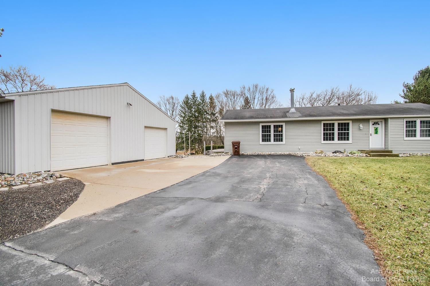12355 Roepke Road Gregory, MI 48137 - Photo 1 of 38 Photo 1