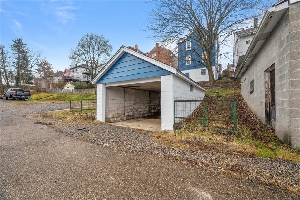 76 Montclair Avenue Pittsburgh, PA 15229 - Photo 30 of 34 a view of backyard of house