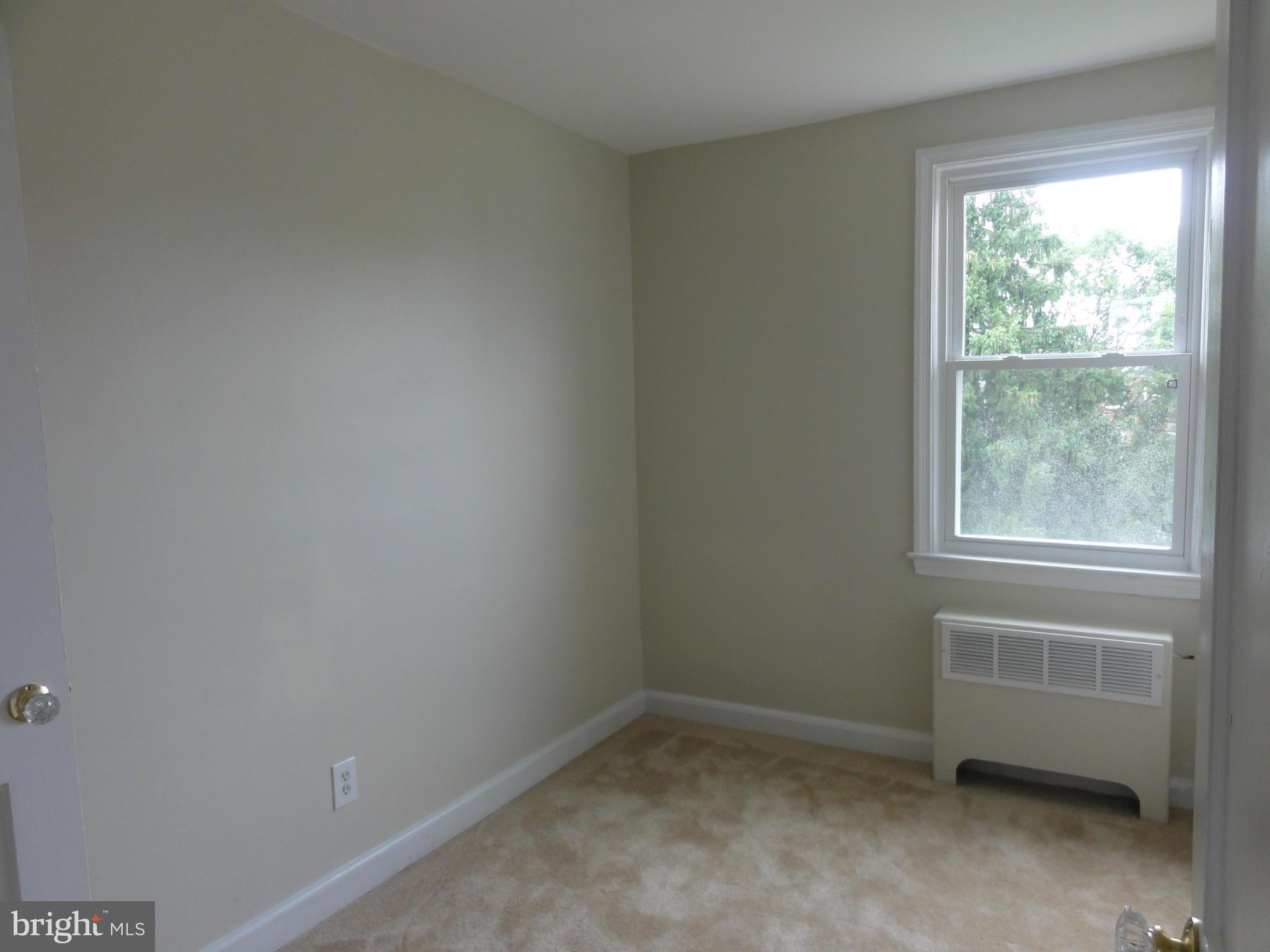 3642 Greenvale Road Baltimore, MD 21229 - Photo 12 of 16 Bedroom #3