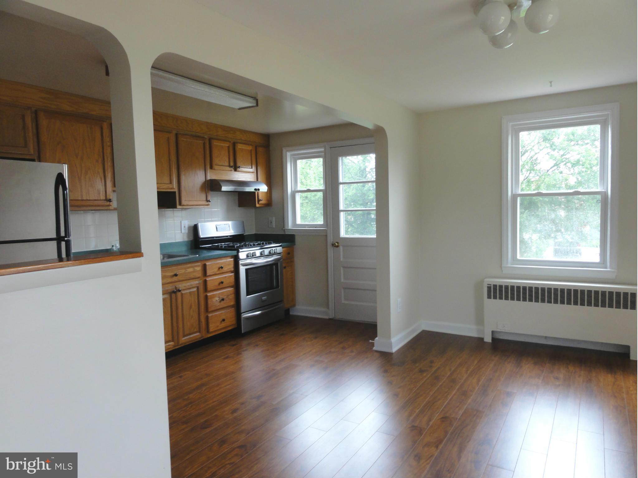3642 Greenvale Road Baltimore, MD 21229 - Photo 5 of 16 Dining Room