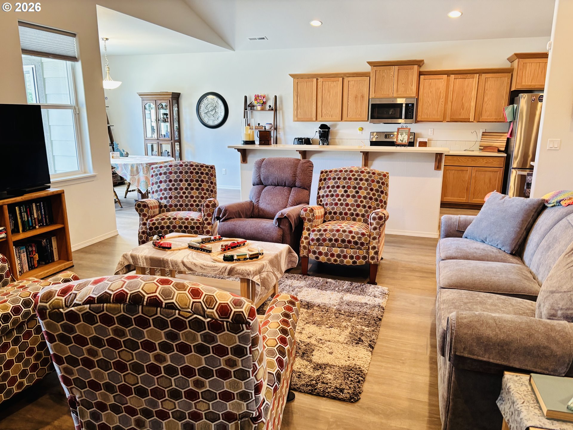 418 Memory Lane Brookings, OR 97415 - Photo 11 of 39