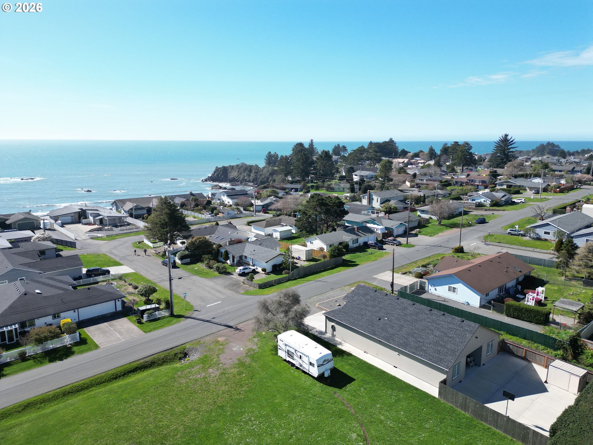 418 Memory Lane Brookings, OR 97415 - Photo 38 of 39