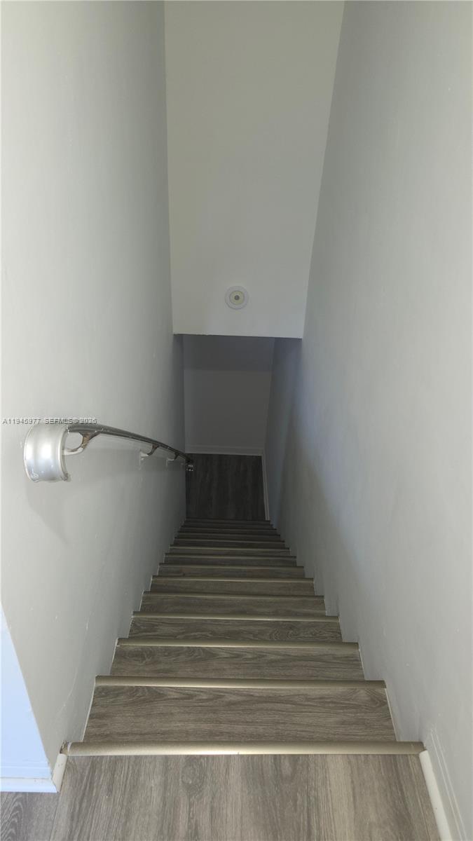 502-504 Phippen Waiters Road, Unit 3 Dania Beach, FL 33004 - Photo 11 of 22 a view of entryway