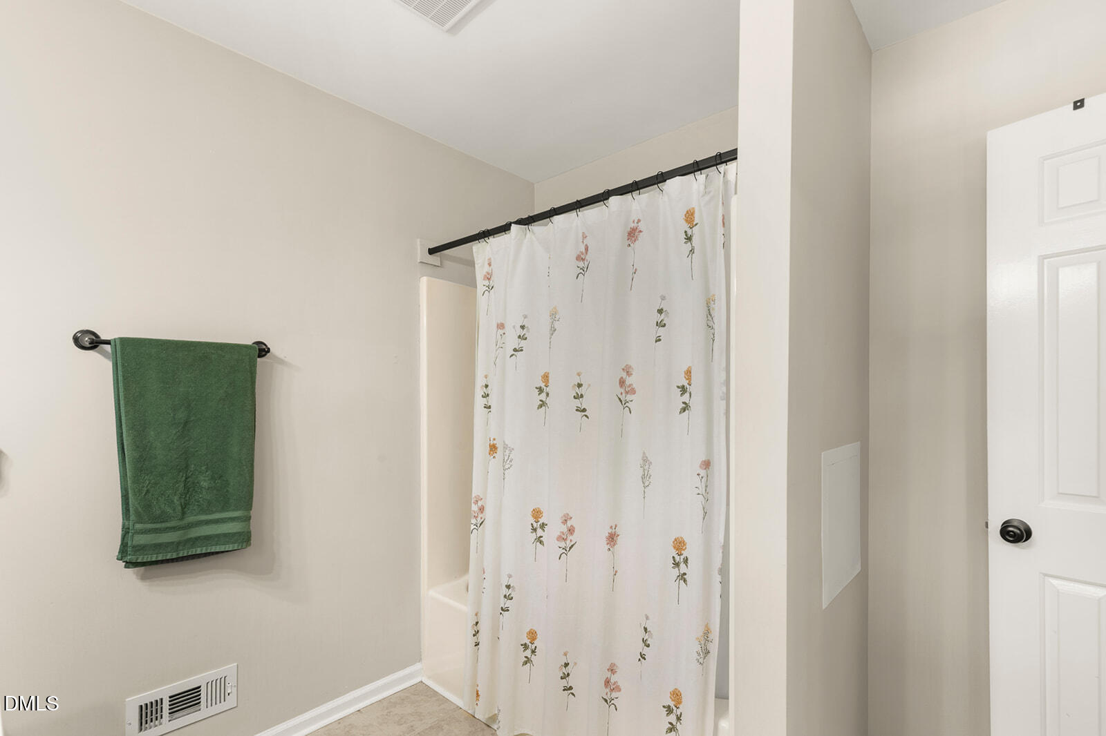 3513 Wickersham Way Raleigh, NC 27604 - Photo 23 of 31