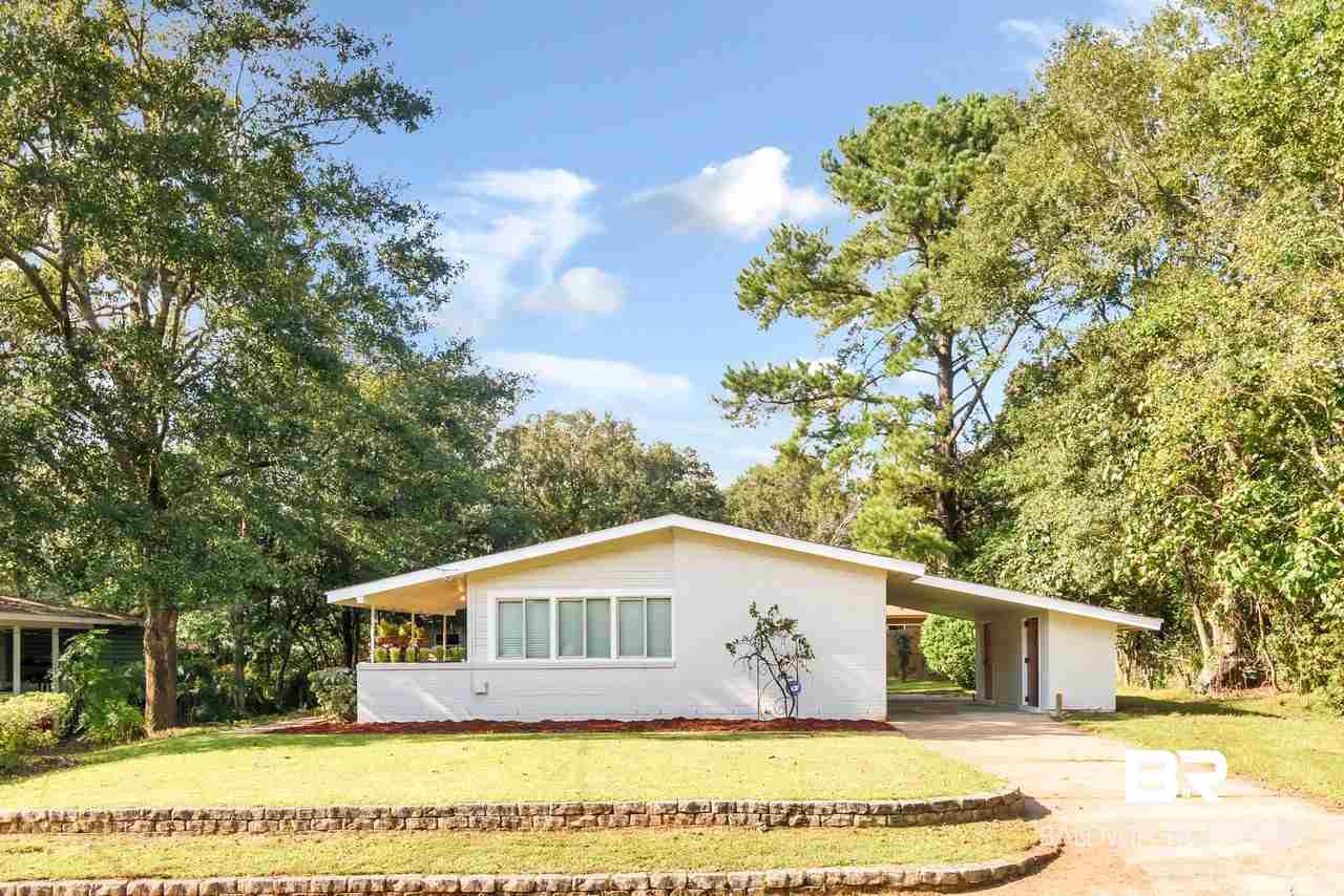 4204 Cottage Hill Road Mobile, AL 36609 - Photo 1 of 34