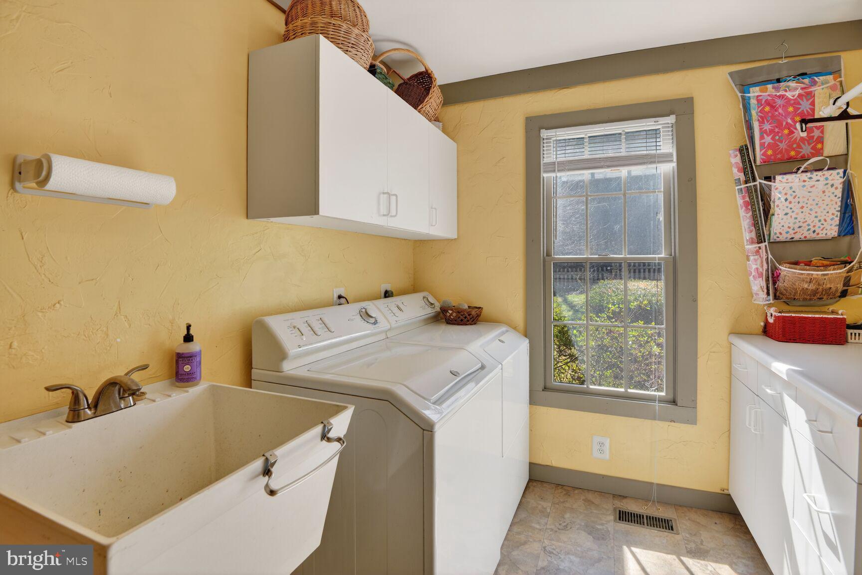 2338 Jim Kohler Road Eldersburg, MD 21784 - Photo 33 of 63 Main level laundry room adjoins in-law suite