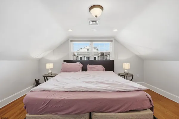 $1,299,000 | 104 North Clermont Avenue, Margate City, NJ 08402