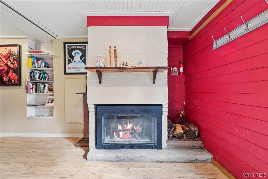 664 Back Street Pembroke, NY 14036 - Photo 15 of 44 Working wood fireplace in livingroom