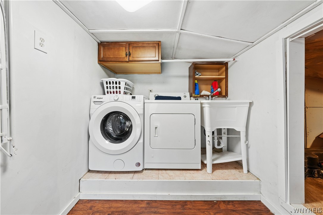 664 Back Street Pembroke, NY 14036 - Photo 37 of 44 2nd Floor Laundry