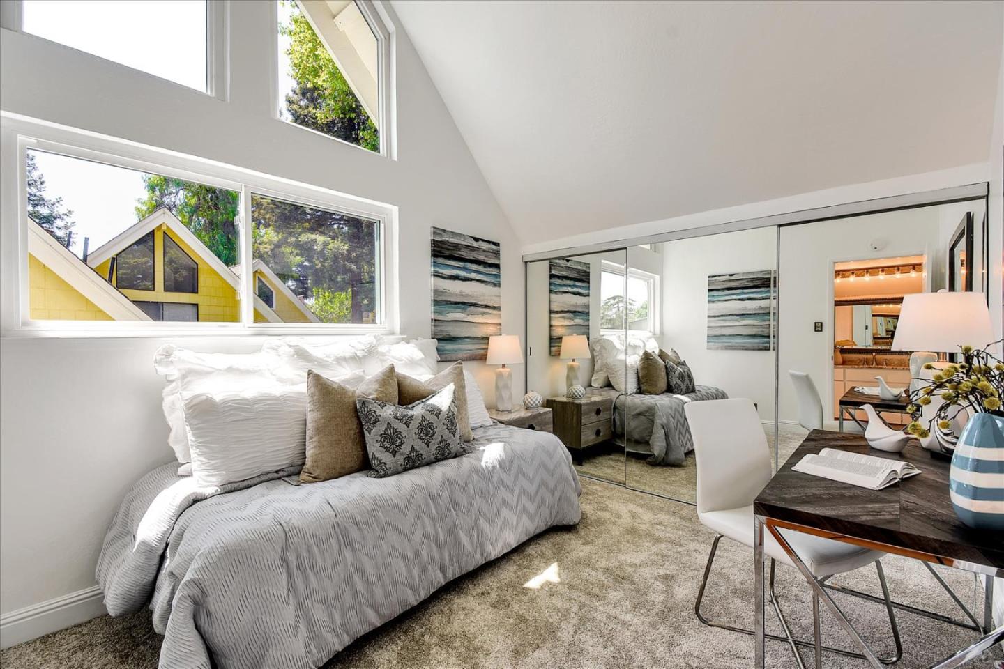 2522 West Middlefield Road Mountain View, CA 94043 - Photo 17 of 30 Gallery Image 17